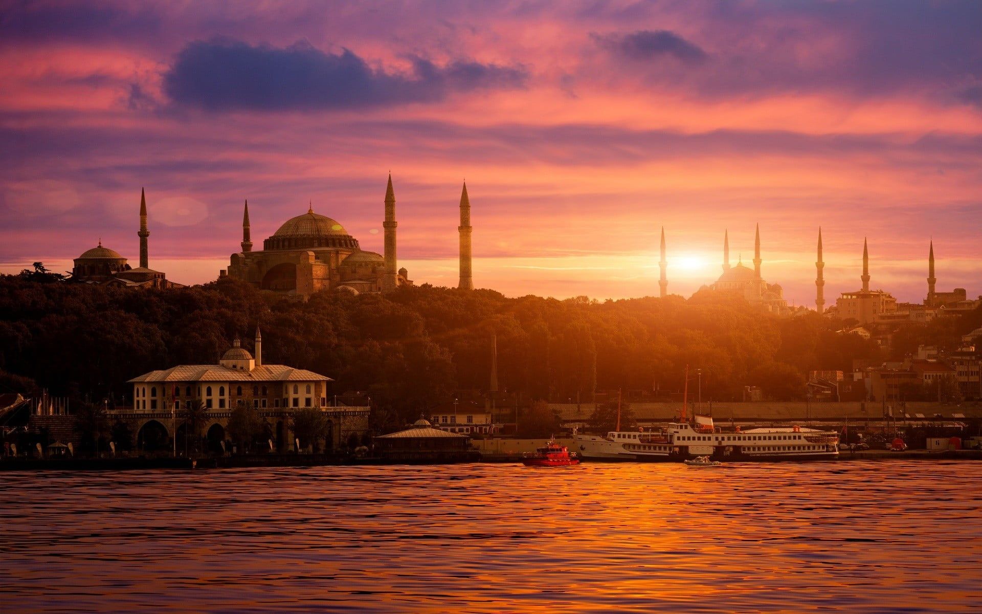 İstanbul’da Tarih Yolculuğu: Geçmişin İzinde Bir Gün